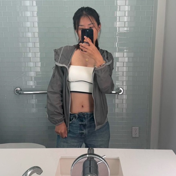 Alo catch the light jacket - Picture 4 of 4